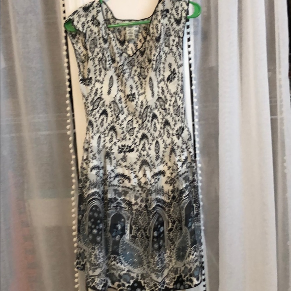 Paisley black and white dress